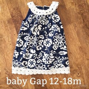 Baby gap dress